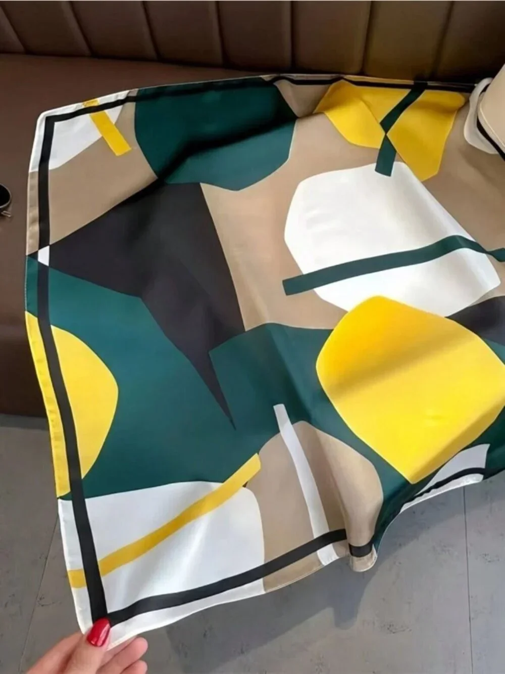 ✨Luxurious Elegant Silky Scarf Yellow Green Black Beige Geometric Square Bandana